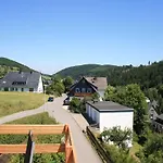 Bei Mit Terrasse Lägenhet *