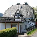 Bei Mit Terrasse
